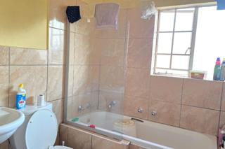 2 Bedroom Property for Sale in Clarina Gauteng