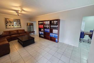 4 Bedroom Property for Sale in Magalieskruin Gauteng