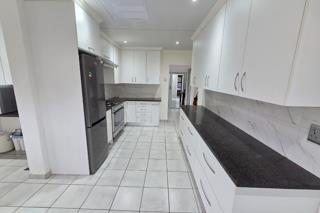 4 Bedroom Property for Sale in Magalieskruin Gauteng