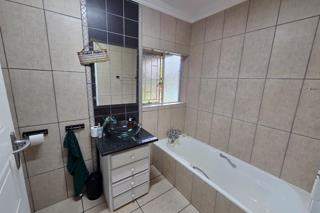 4 Bedroom Property for Sale in Magalieskruin Gauteng