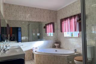 4 Bedroom Property for Sale in Magalieskruin Gauteng