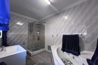 4 Bedroom Property for Sale in Magalieskruin Gauteng