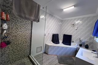 4 Bedroom Property for Sale in Magalieskruin Gauteng