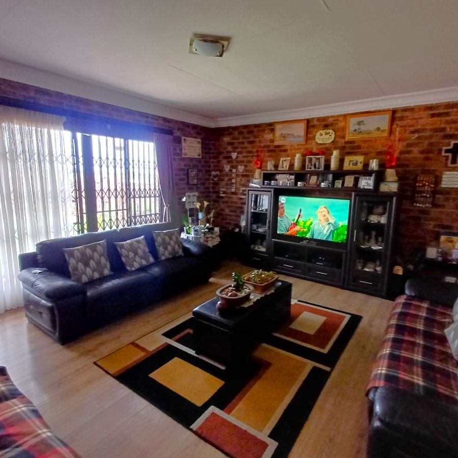 2 Bedroom Property for Sale in Riversdale Gauteng