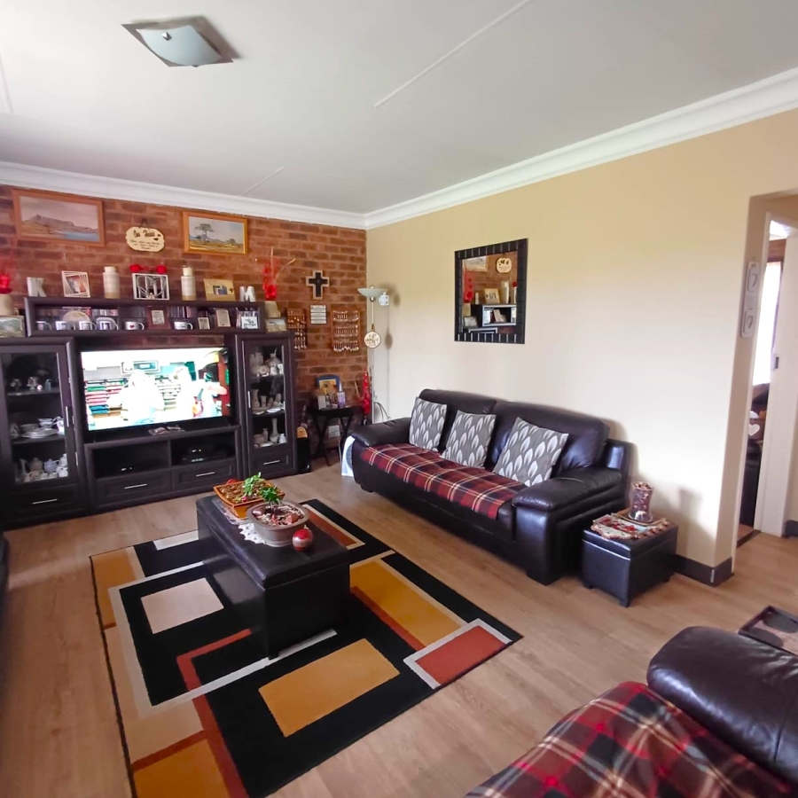 2 Bedroom Property for Sale in Riversdale Gauteng
