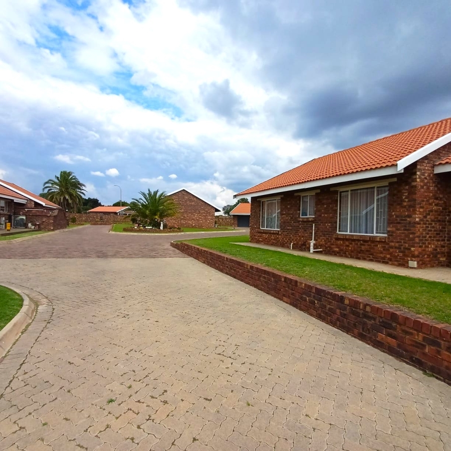 2 Bedroom Property for Sale in Riversdale Gauteng
