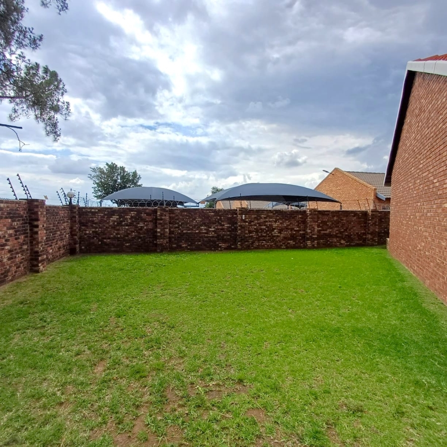 2 Bedroom Property for Sale in Riversdale Gauteng