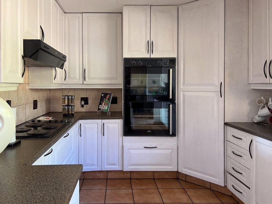 9 Bedroom Property for Sale in Blue Saddle Ranches Gauteng