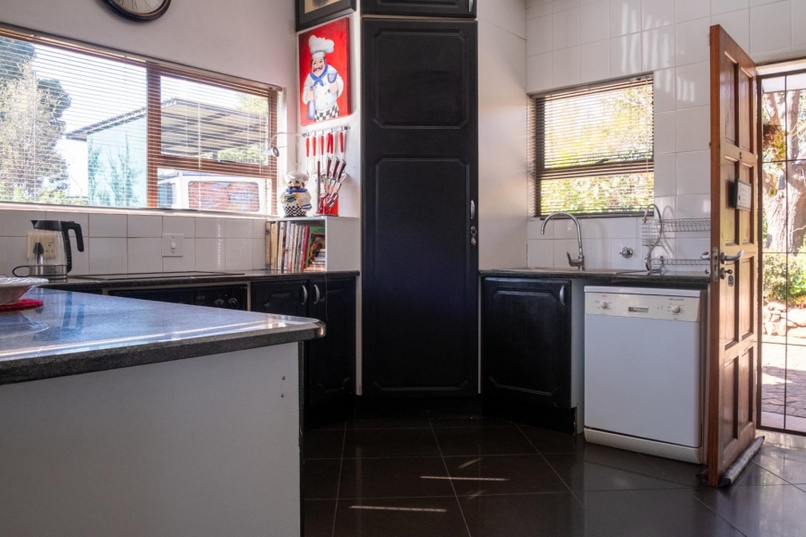 9 Bedroom Property for Sale in Blue Saddle Ranches Gauteng