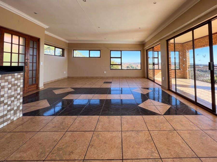 9 Bedroom Property for Sale in Blue Saddle Ranches Gauteng