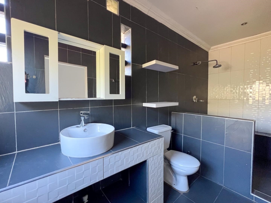 9 Bedroom Property for Sale in Blue Saddle Ranches Gauteng