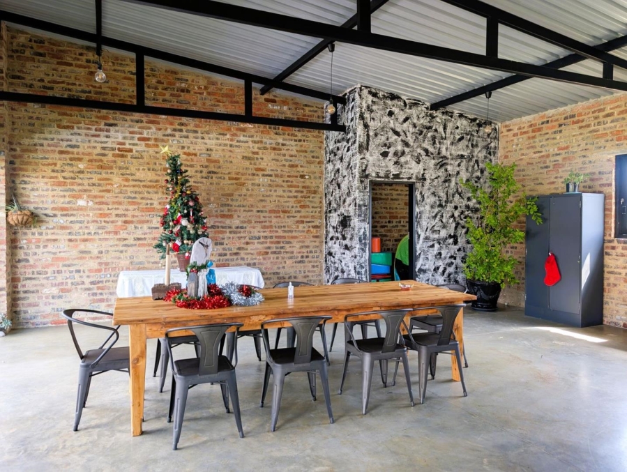 5 Bedroom Property for Sale in Blue Saddle Ranches Gauteng