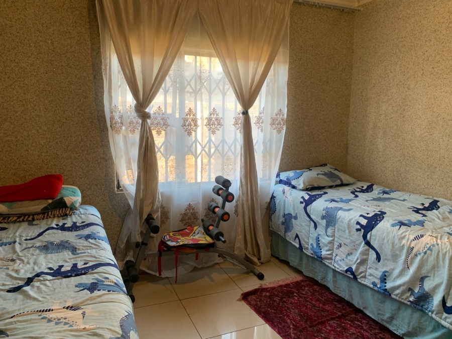 3 Bedroom Property for Sale in Mohlakeng Gauteng