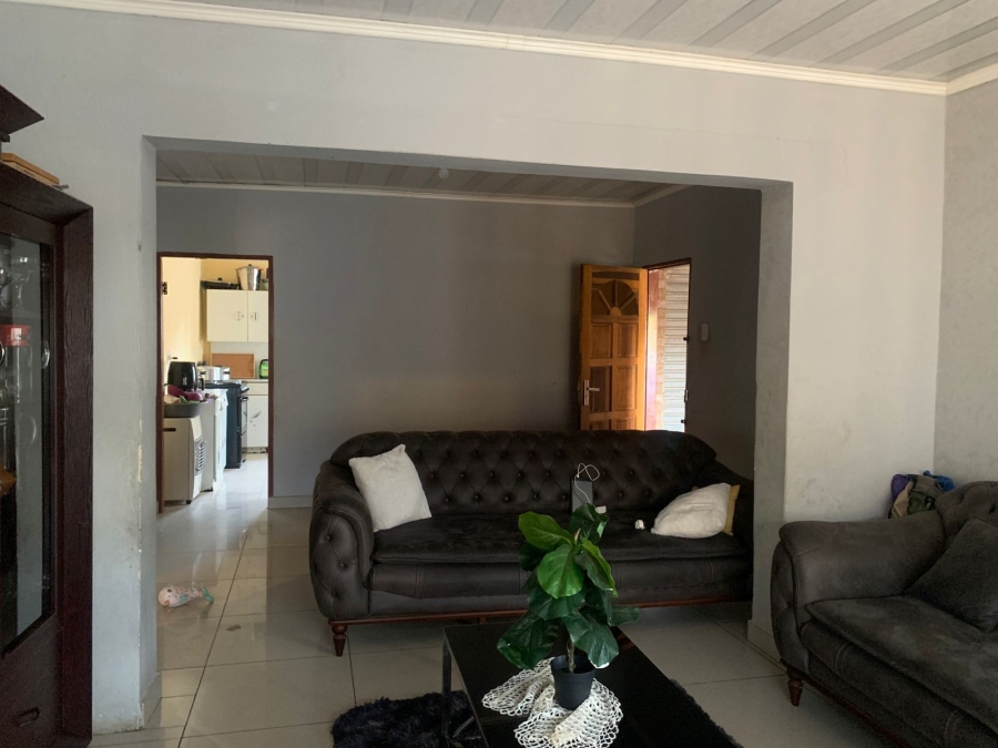 3 Bedroom Property for Sale in Mohlakeng Gauteng