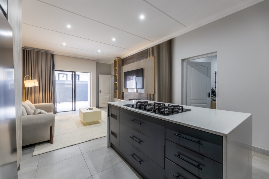 2 Bedroom Property for Sale in Bryanston Gauteng