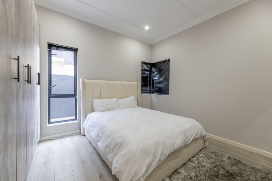 2 Bedroom Property for Sale in Bryanston Gauteng