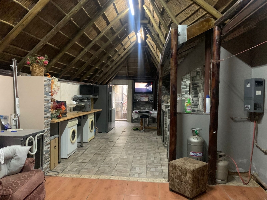 4 Bedroom Property for Sale in Finsbury Gauteng