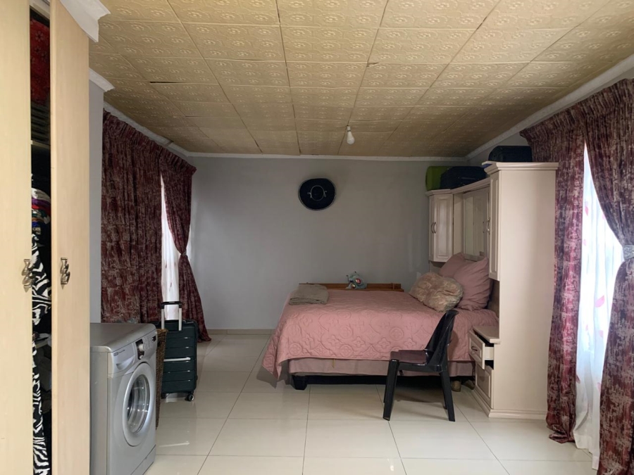 3 Bedroom Property for Sale in Protea Glen Gauteng