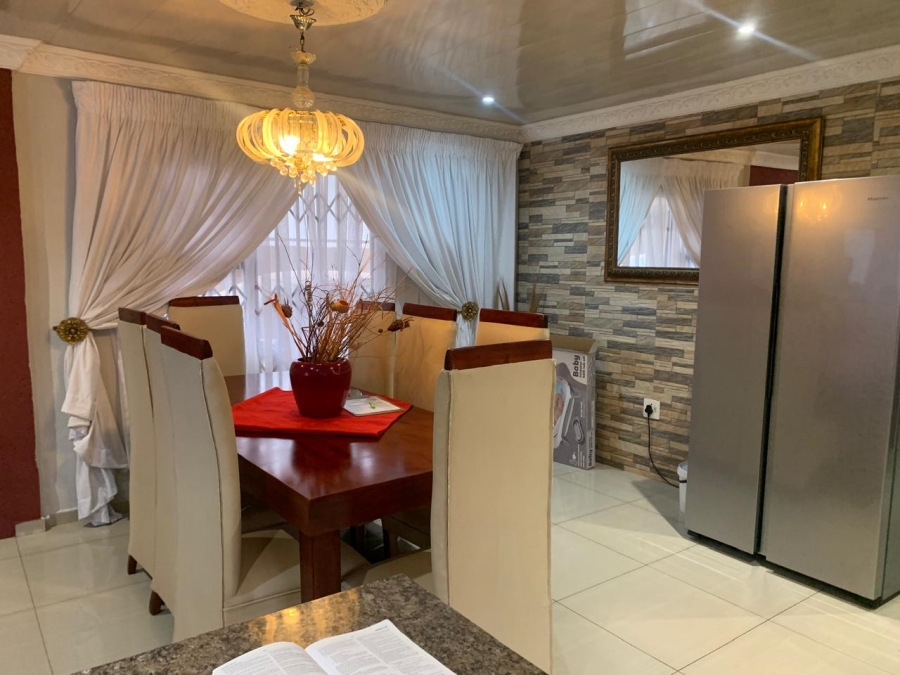 3 Bedroom Property for Sale in Protea Glen Gauteng