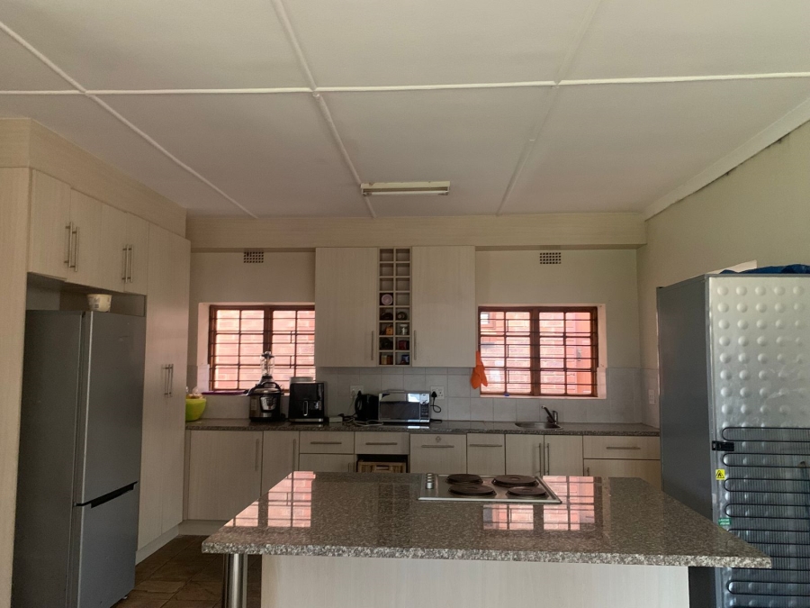 3 Bedroom Property for Sale in Hillshaven Gauteng