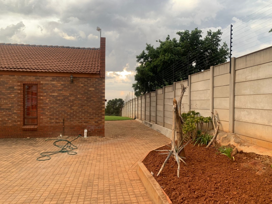 3 Bedroom Property for Sale in Hillshaven Gauteng