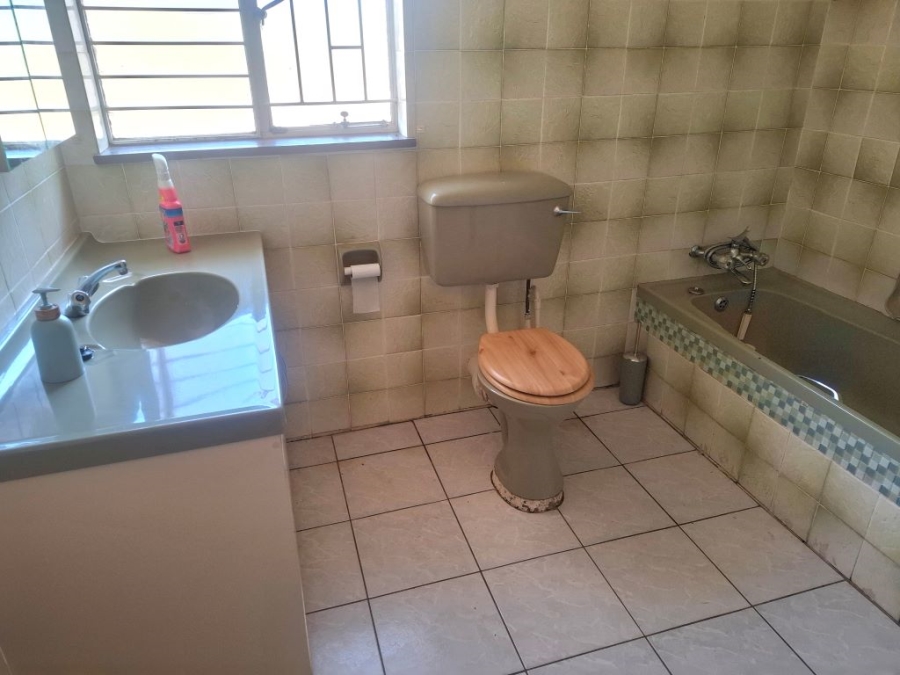 4 Bedroom Property for Sale in Glen Harvie Gauteng
