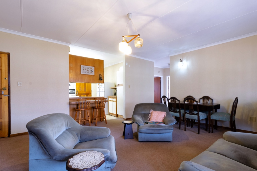 2 Bedroom Property for Sale in Helderkruin Gauteng