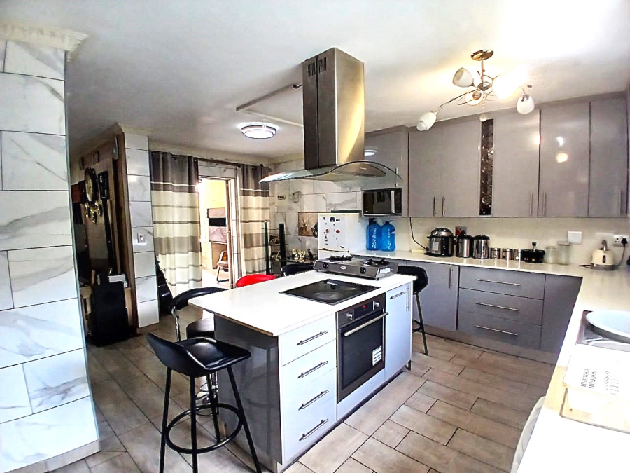 3 Bedroom Property for Sale in Brooklands Lifestyle Estate Gauteng