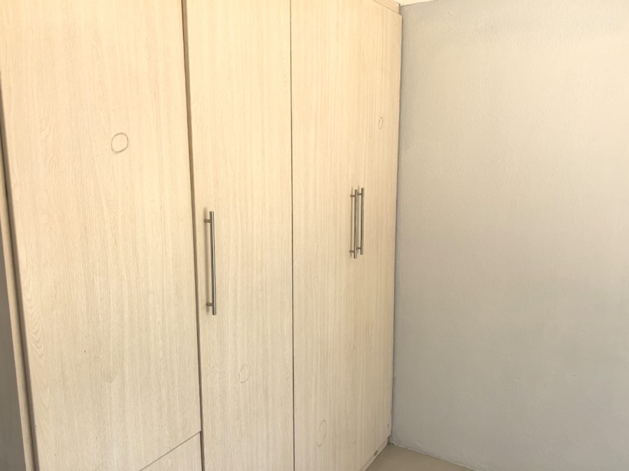 To Let 2 Bedroom Property for Rent in Mahube Valley Gauteng