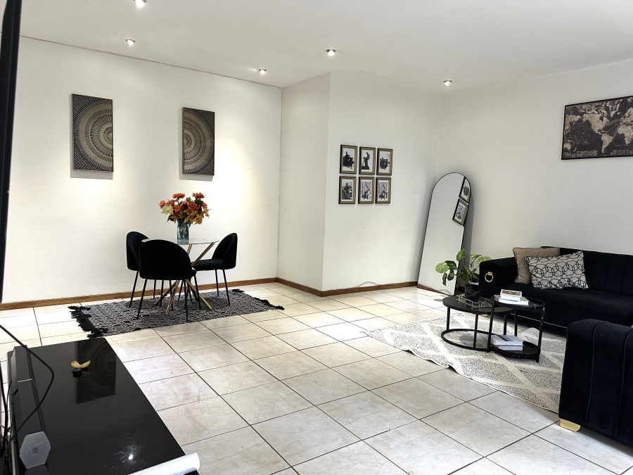 2 Bedroom Property for Sale in Marshalltown Gauteng