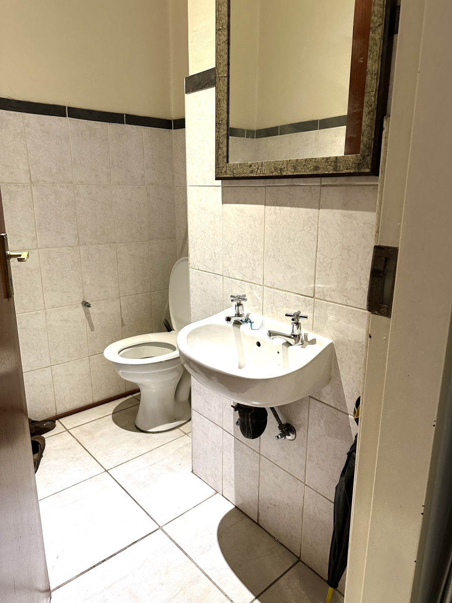2 Bedroom Property for Sale in Marshalltown Gauteng