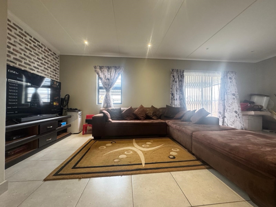 3 Bedroom Property for Sale in Cosmo City Gauteng