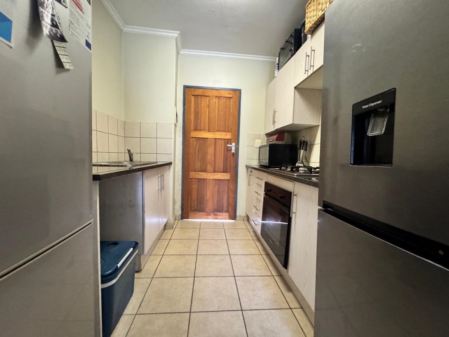 1 Bedroom Property for Sale in Noordwyk Gauteng