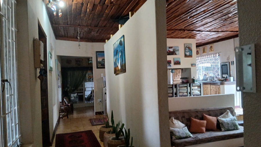 7 Bedroom Property for Sale in Haakdoornboom Gauteng