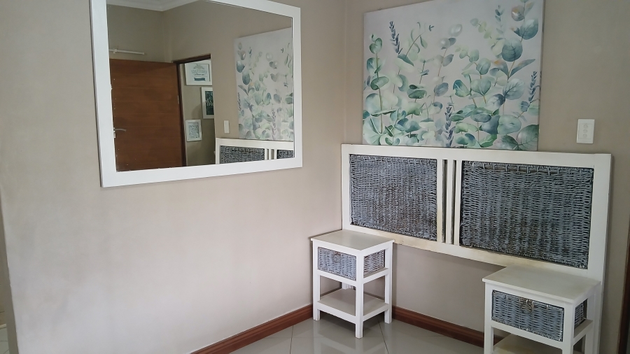 7 Bedroom Property for Sale in Haakdoornboom Gauteng