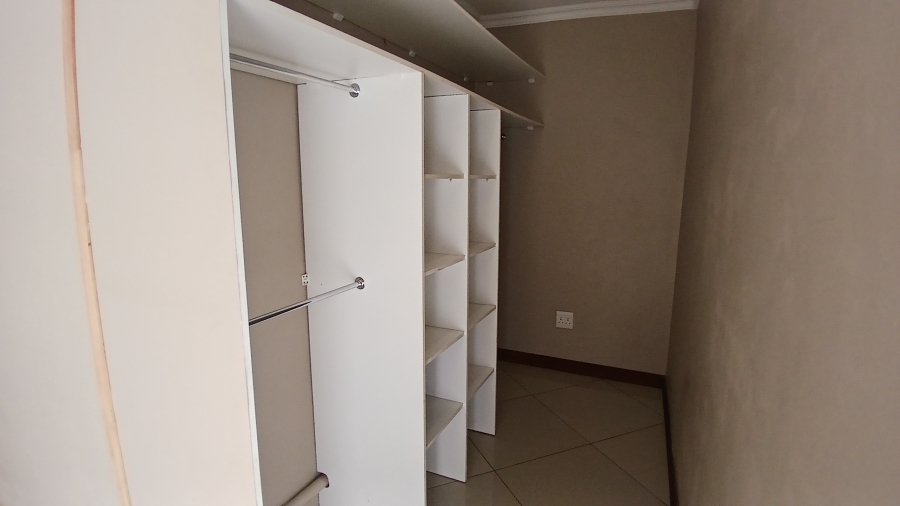 7 Bedroom Property for Sale in Haakdoornboom Gauteng