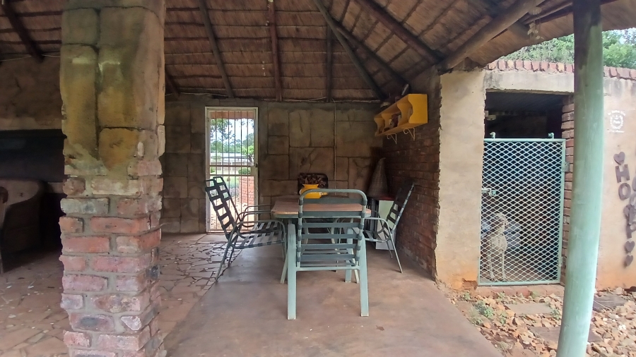 7 Bedroom Property for Sale in Haakdoornboom Gauteng