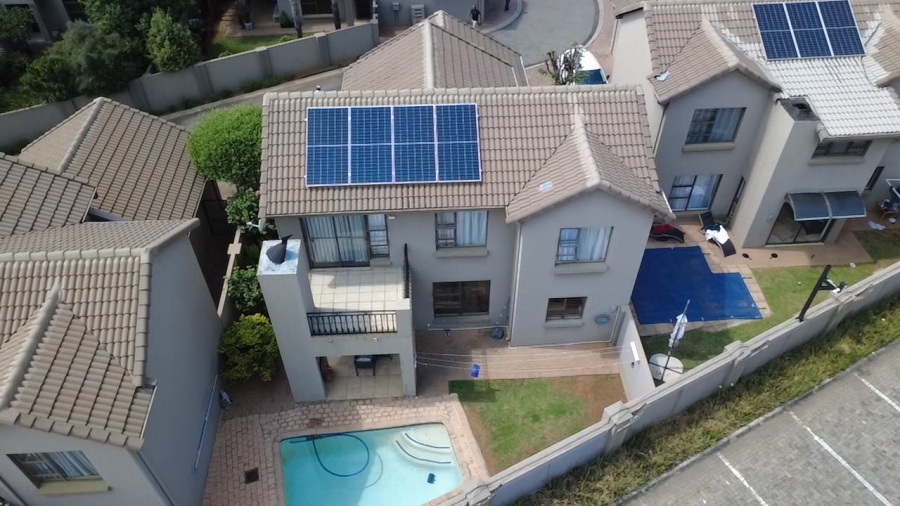 3 Bedroom Property for Sale in Amorosa Gauteng