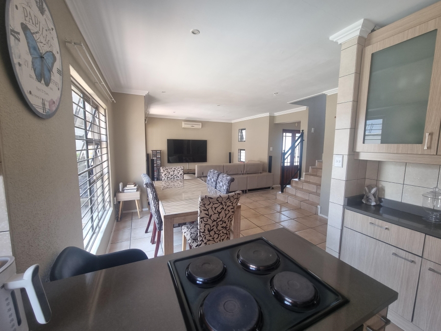 3 Bedroom Property for Sale in Amorosa Gauteng