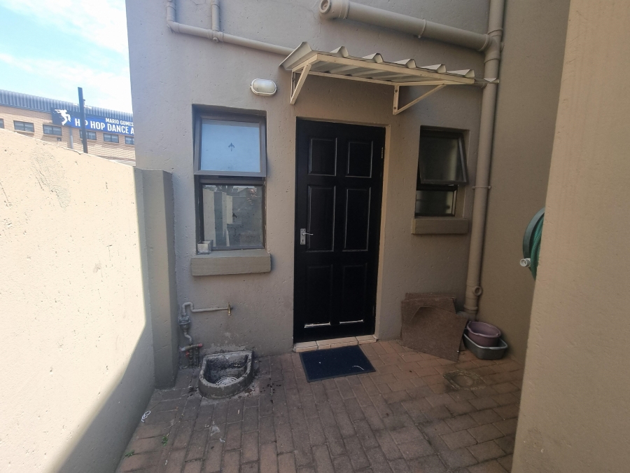 3 Bedroom Property for Sale in Amorosa Gauteng