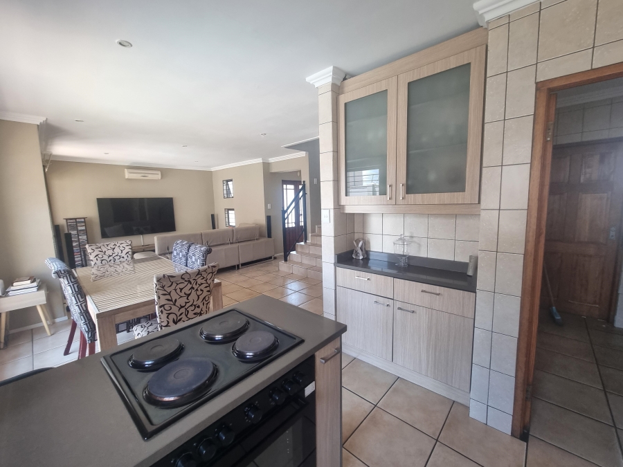 3 Bedroom Property for Sale in Amorosa Gauteng