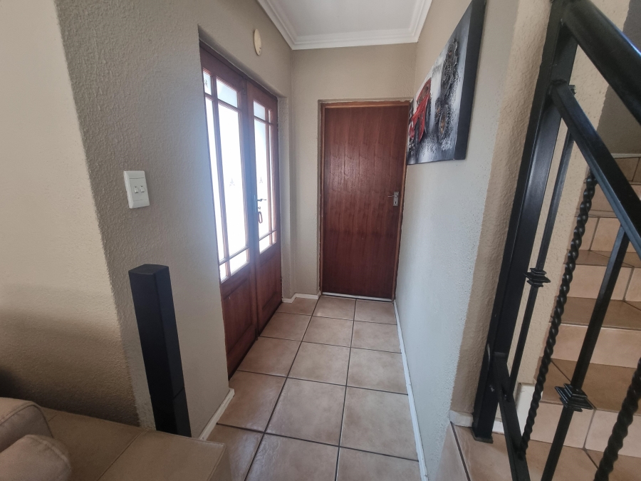 3 Bedroom Property for Sale in Amorosa Gauteng