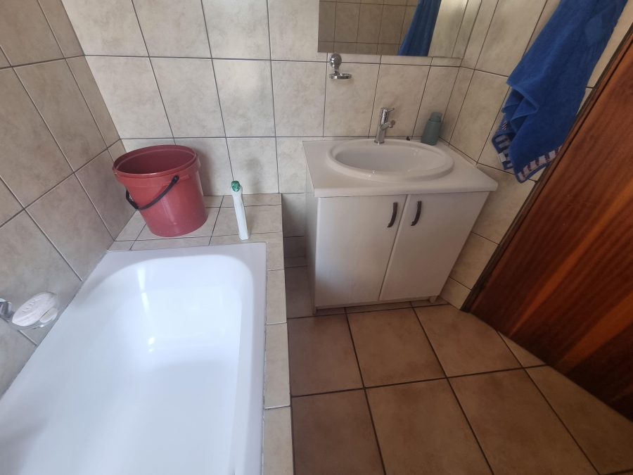 3 Bedroom Property for Sale in Amorosa Gauteng