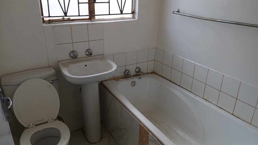 2 Bedroom Property for Sale in Soshanguve XX Gauteng