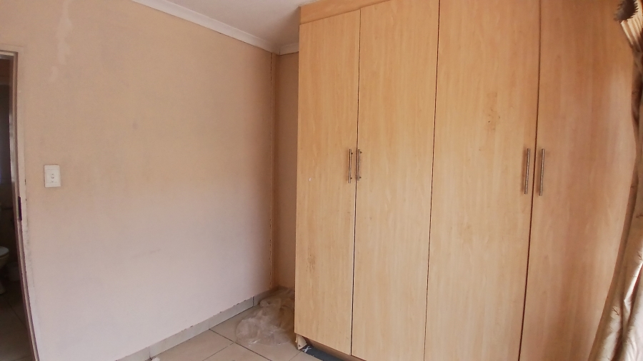3 Bedroom Property for Sale in Rosslyn Gauteng