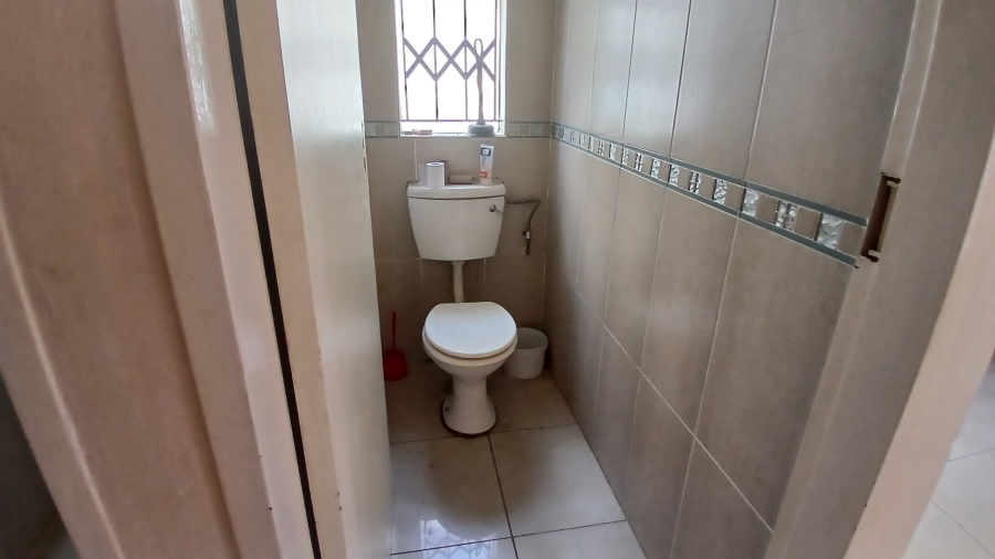 3 Bedroom Property for Sale in Rosslyn Gauteng