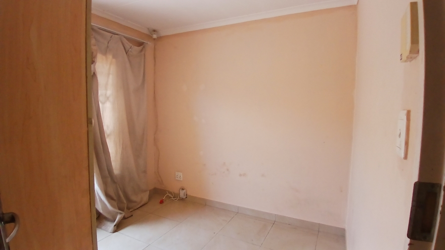 3 Bedroom Property for Sale in Rosslyn Gauteng