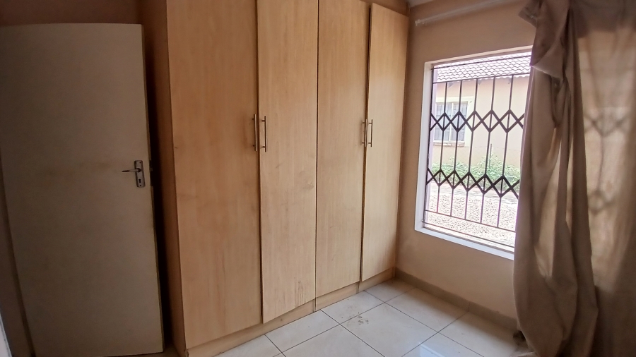 3 Bedroom Property for Sale in Rosslyn Gauteng