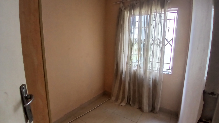 3 Bedroom Property for Sale in Rosslyn Gauteng