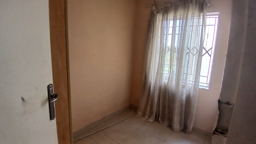 3 Bedroom Property for Sale in Rosslyn Gauteng